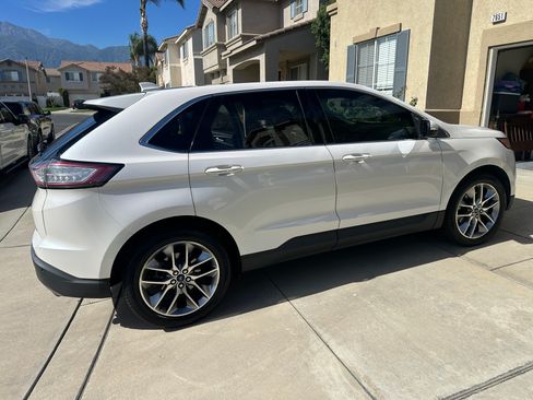 Used 2016 Ford Edge Titanium w/ Equipment Group 301A FWD image 8
