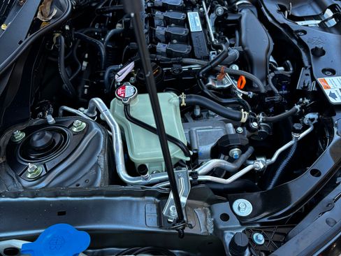 Used 2020 Honda Civic EX-L image 17