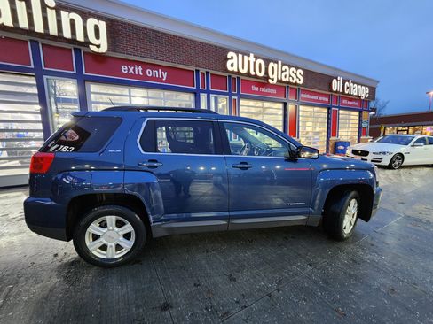 Used 2016 GMC Terrain SLE w/ Driver Alert Package I image 4