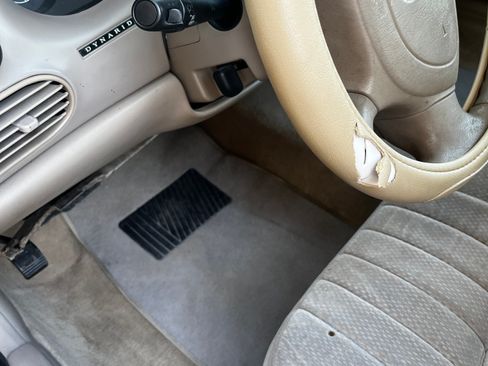 Used 1998 Buick Century Custom image 13