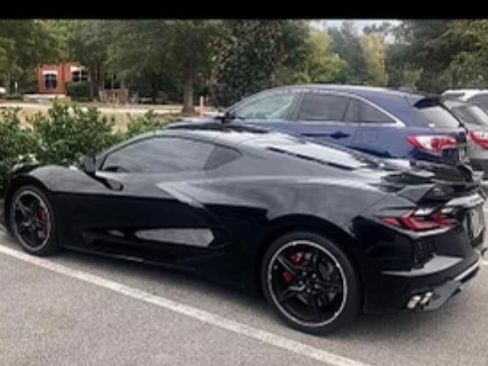 Used 2021 Chevrolet Corvette Stingray Preferred Cpe w/ Z51 Performance Package image 5