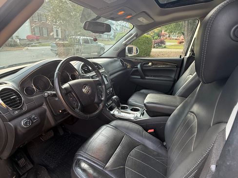 Used 2016 Buick Enclave Leather w/ Trailering Package, 4500 LBS. image 8