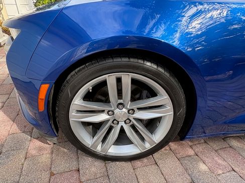 Used 2016 Chevrolet Camaro SS image 13