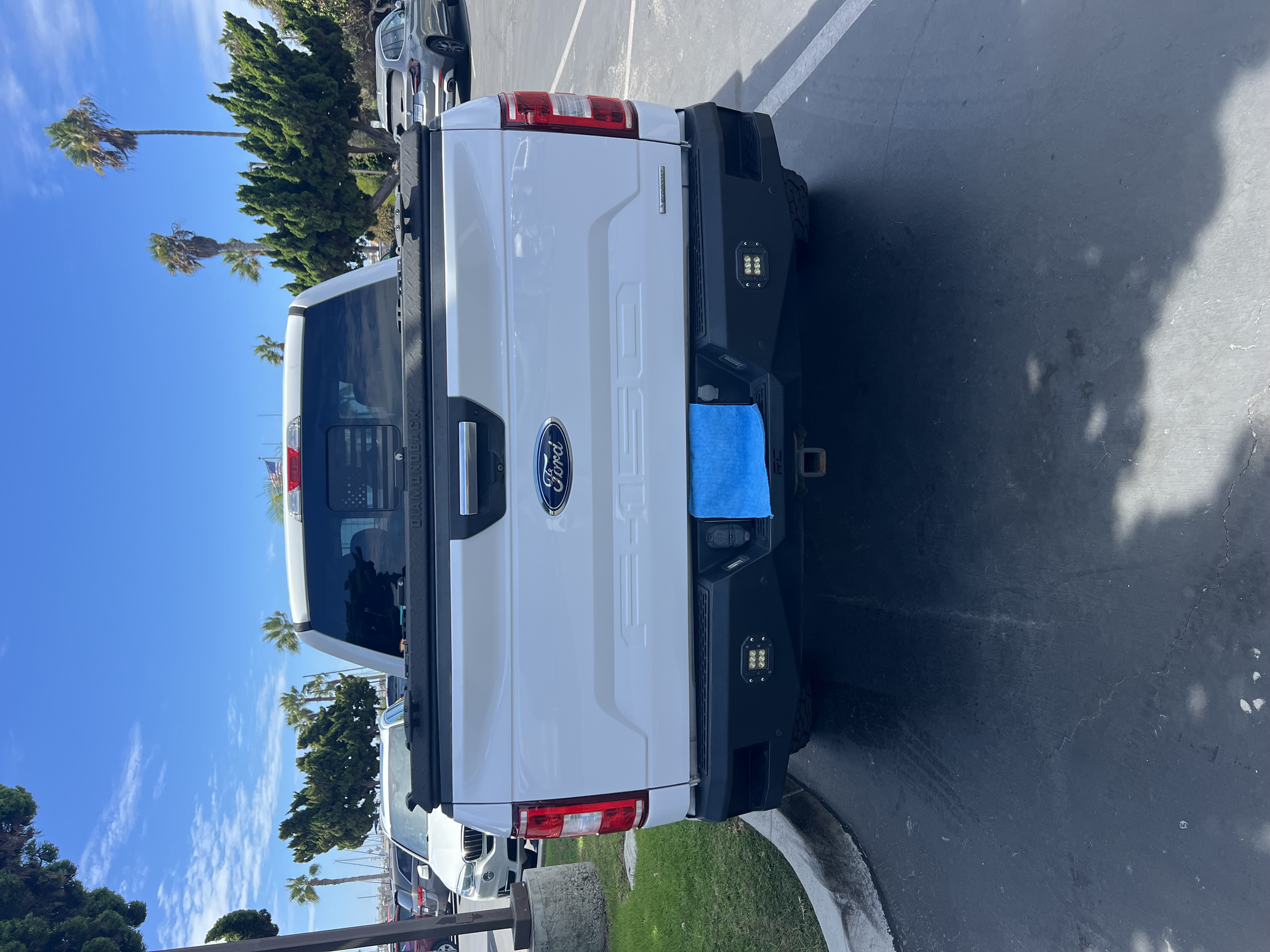 Used 2018 Ford F150 XLT w/ Equipment Group 302A Luxury AWD/4WD image 12
