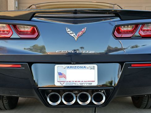 Used 2015 Chevrolet Corvette Stingray Coupe w/ 2LT Preferred Equipment Group image 9