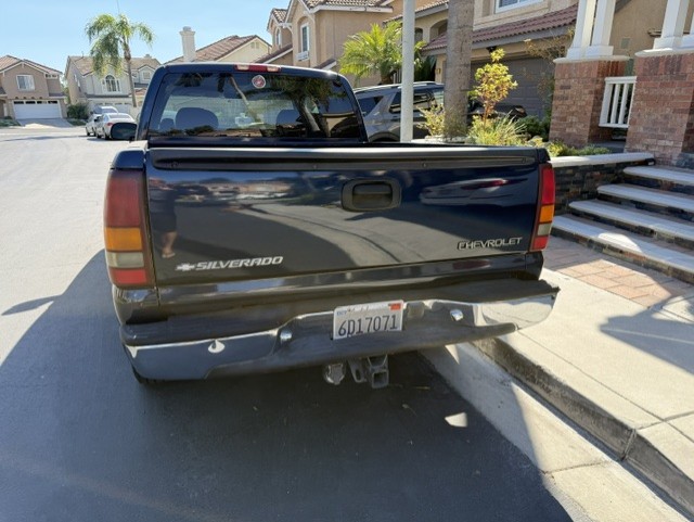 Used 2000 Chevrolet Silverado 1500 LS RWD image 4