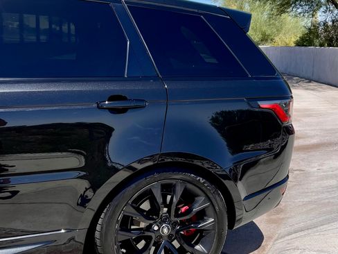 Used 2020 Land Rover Range Rover Sport HST image 6