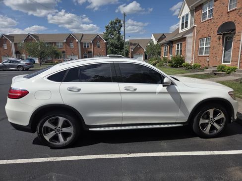 Used 2018 Mercedes-Benz GLC 300 4MATIC Coupe image 2