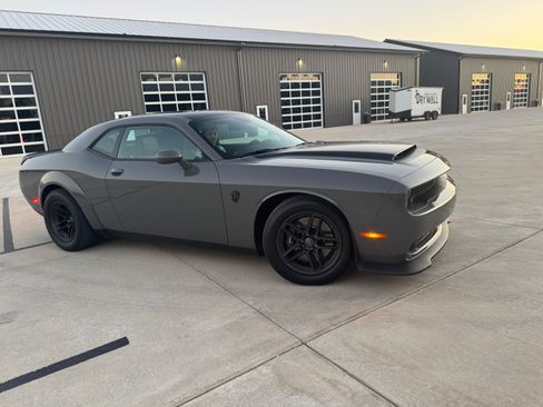 Used 2023 Dodge Challenger SRT Hellcat Redeye RWD image 2