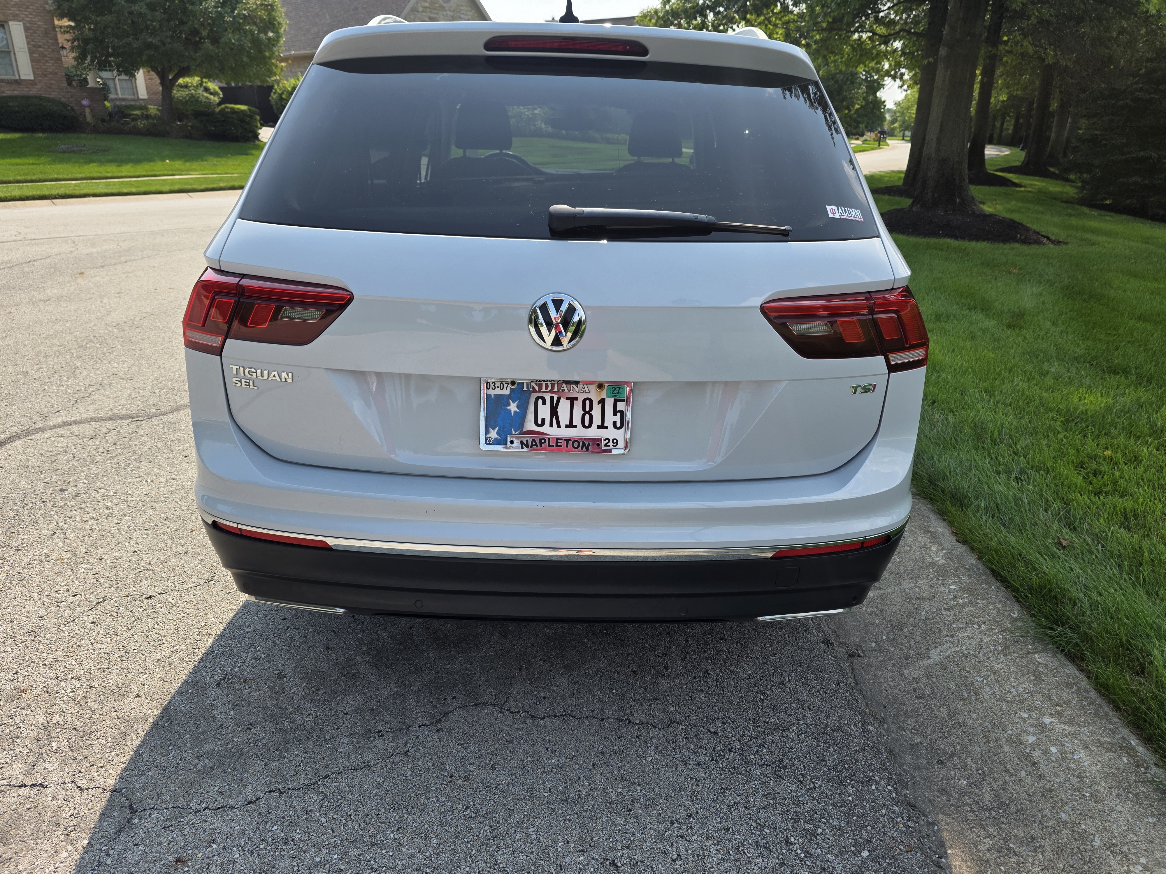 Used 2018 Volkswagen Tiguan SEL Premium FWD image 6