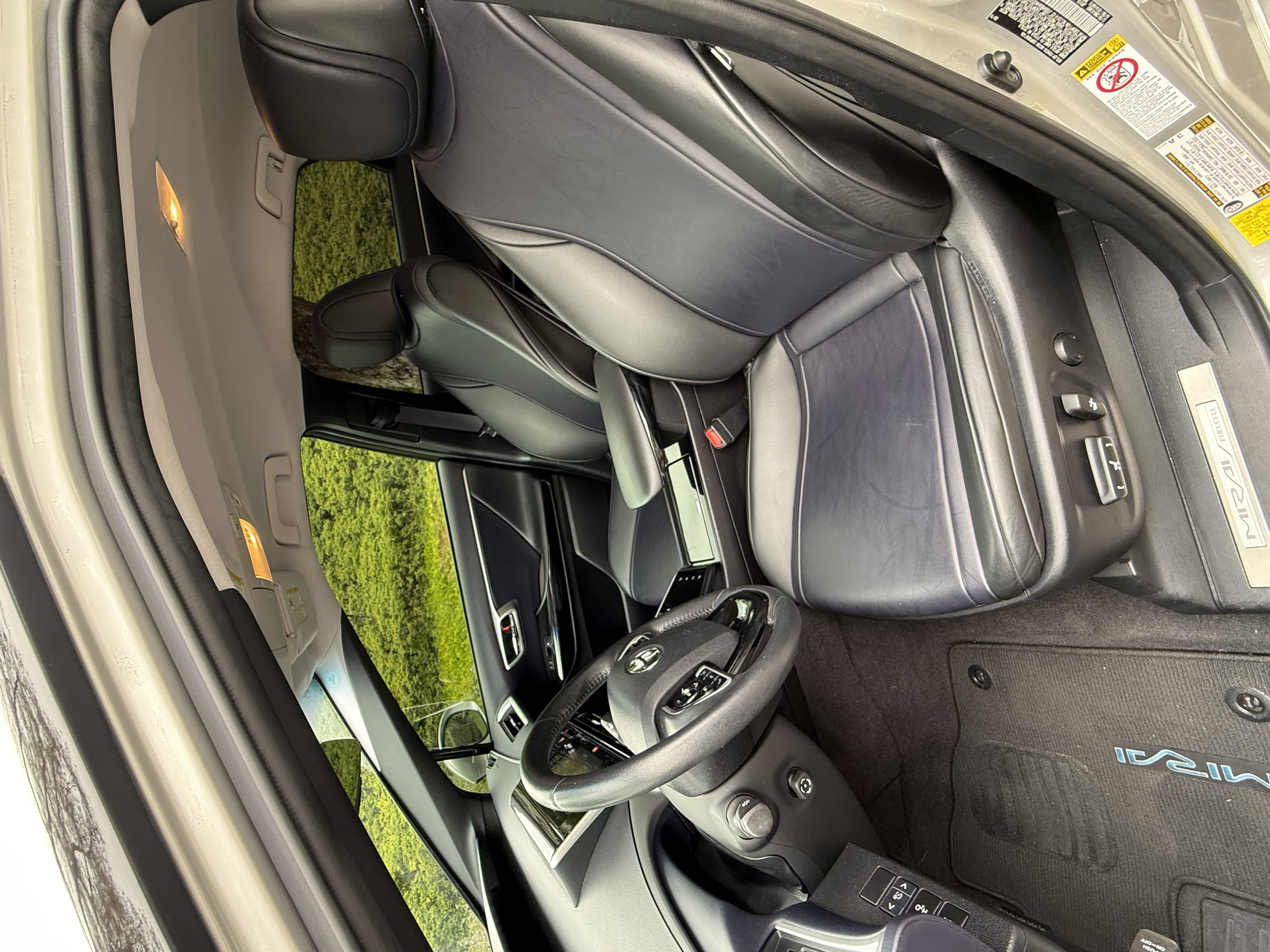Used 2017 Toyota Mirai FWD image 13