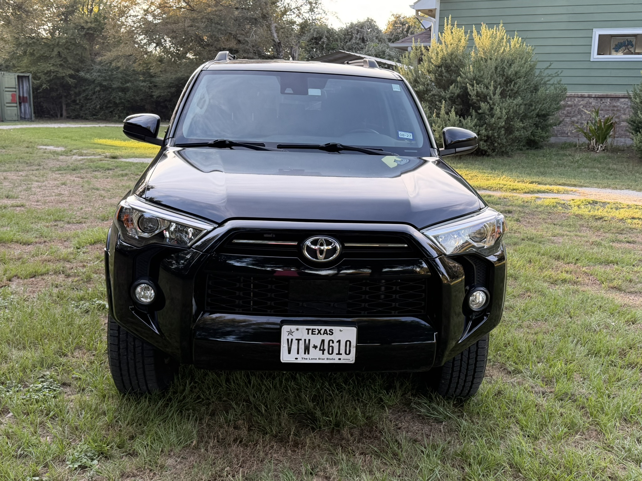 Used 2020 Toyota 4Runner SR5 RWD image 9