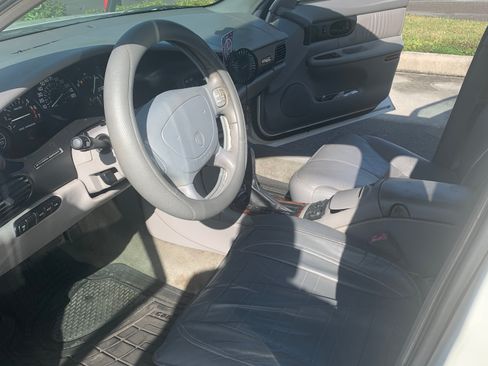 Used 2002 Buick Regal GS image 8