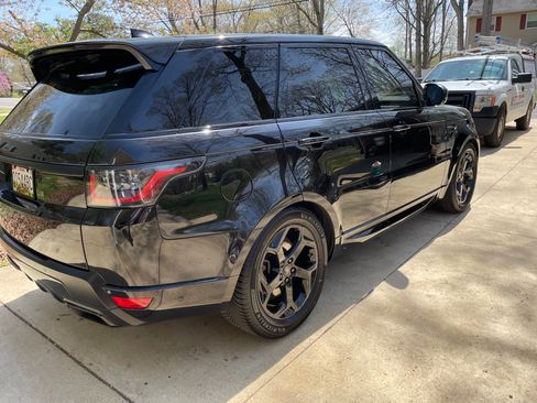 Used 2019 Land Rover Range Rover Sport HSE AWD/4WD image 11