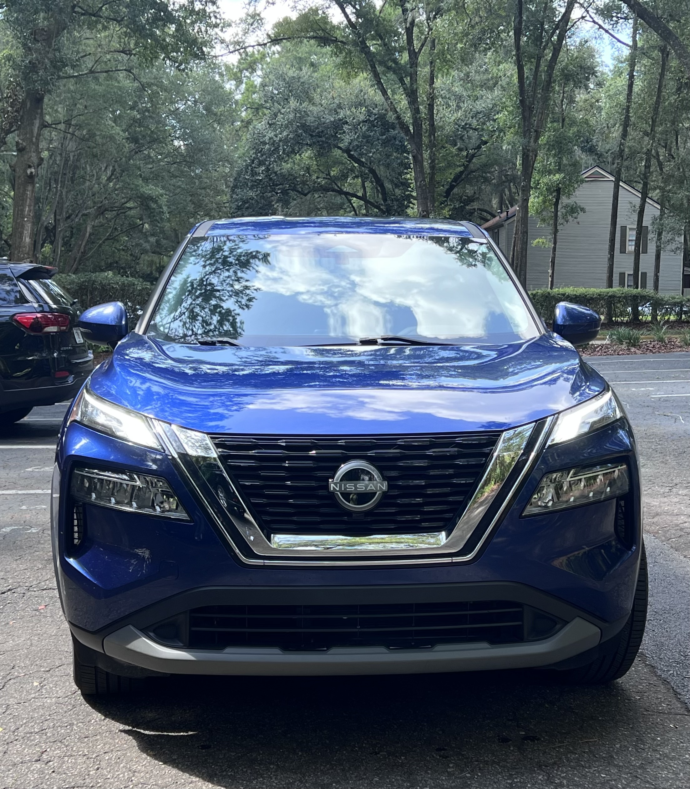 Used 2022 Nissan Rogue SV AWD/4WD image 4