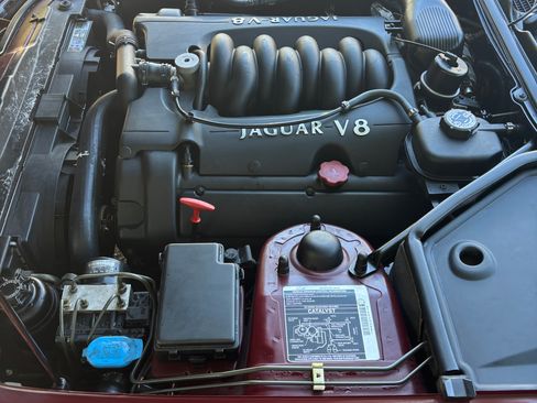 Used 1998 Jaguar XK8 Convertible RWD image 24
