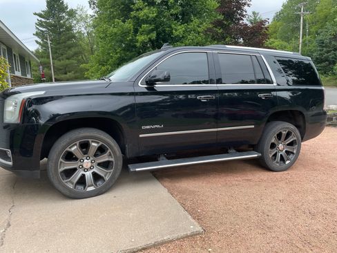 Used 2016 GMC Yukon Denali w/ Open Road Package AWD/4WD image 1