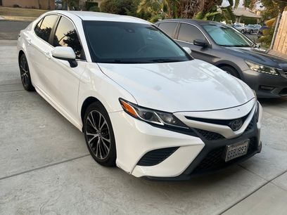 Used 2018 Toyota Camry SE