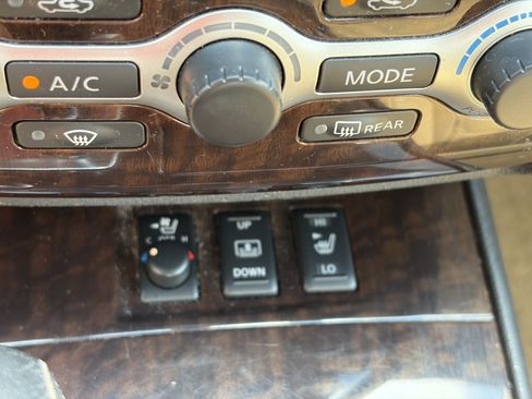 Used 2010 Nissan Maxima 3.5 SV w/ Premium Pkg FWD image 14