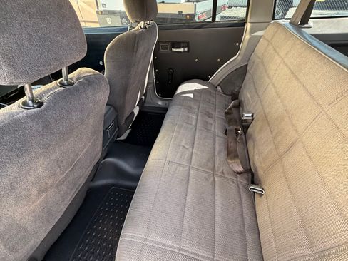 Used 1996 Jeep Cherokee SE image 8