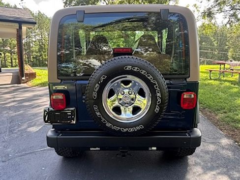 Used 2002 Jeep Wrangler X AWD/4WD image 4