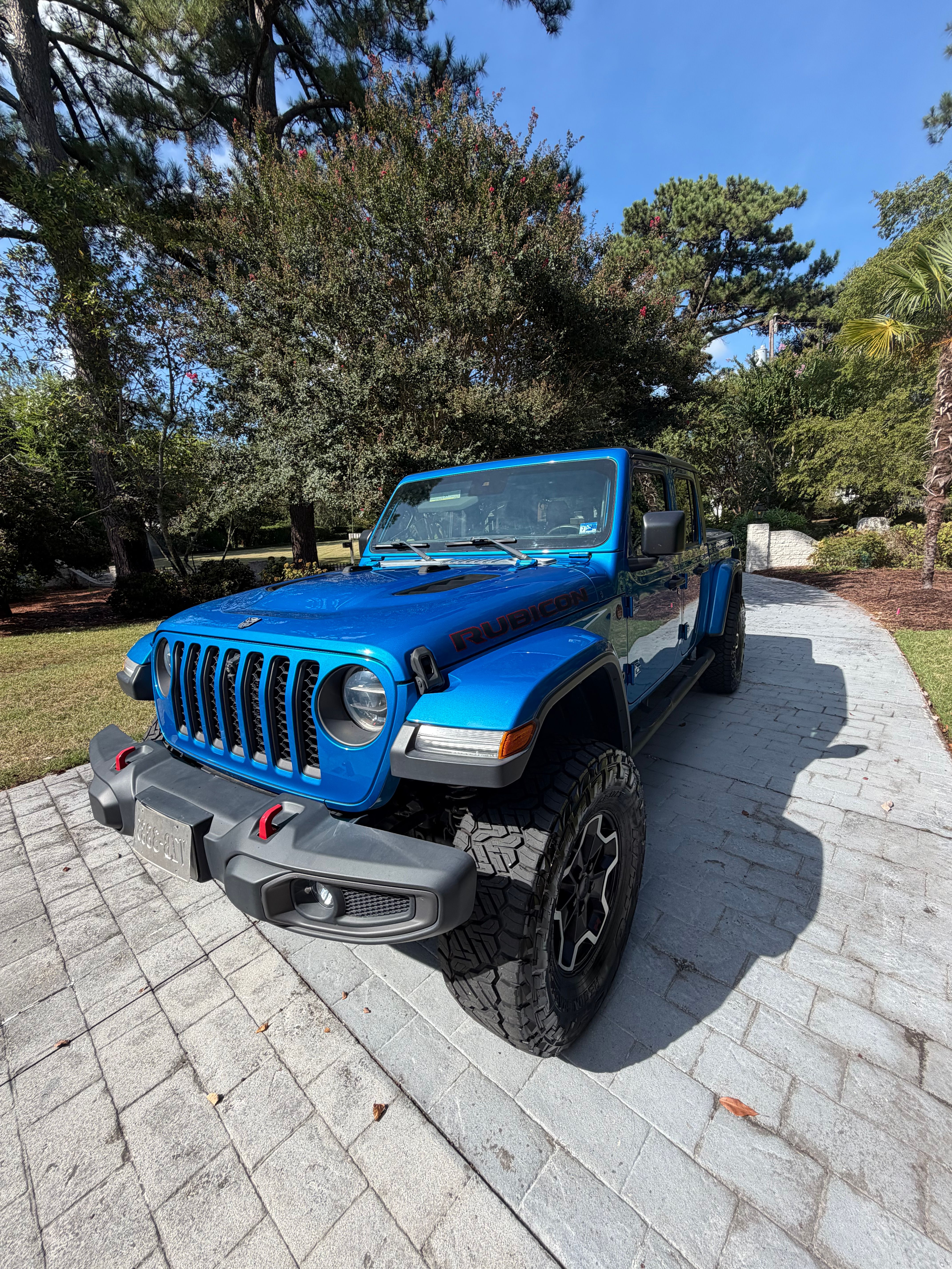 Used 2021 Jeep Gladiator Rubicon AWD/4WD image 4