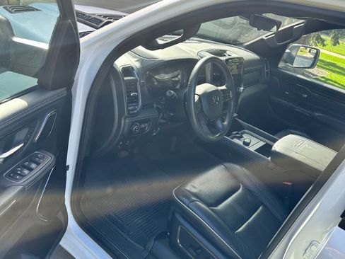 Used 2024 RAM 1500 Limited AWD/4WD image 6