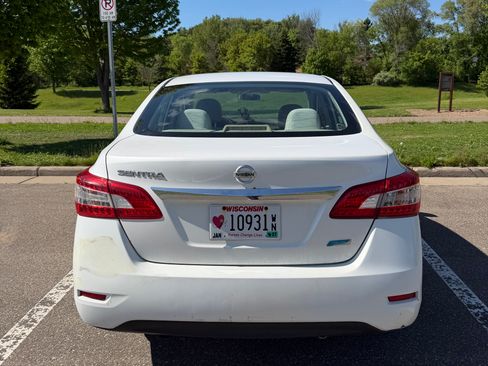 Used 2014 Nissan Sentra S FWD image 6