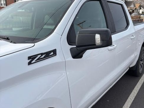 Used 2019 Chevrolet Silverado 1500 RST image 6