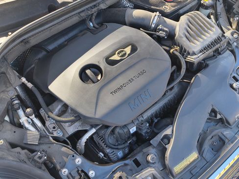 Used 2016 MINI Cooper 2-Door Hardtop image 11