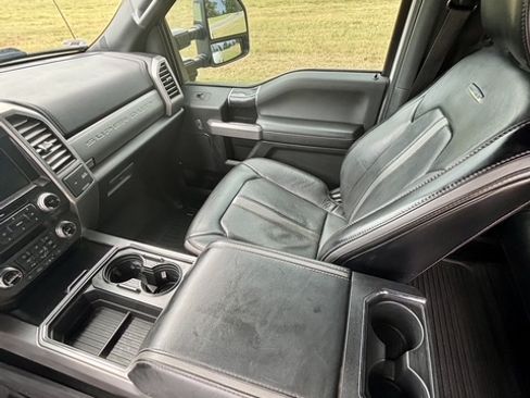 Used 2020 Ford F350 Platinum AWD/4WD image 14