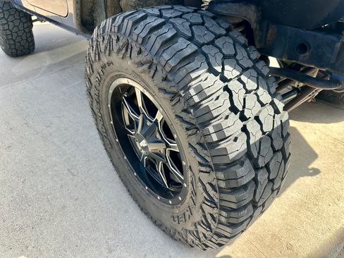 Used 2010 Jeep Wrangler Unlimited Sport image 5