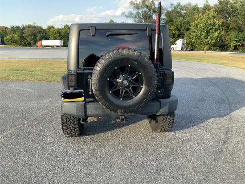 Used 2013 Jeep Wrangler Unlimited Sport w/ Trailer Tow Group image 5