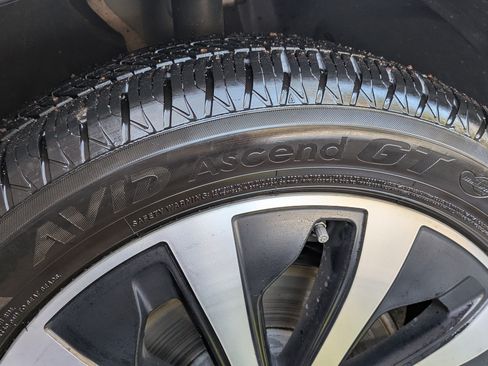 Used 2020 Mercedes-Benz GLB 250 4MATIC image 10