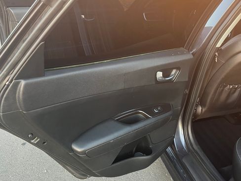 Used 2019 Kia Optima EX image 16