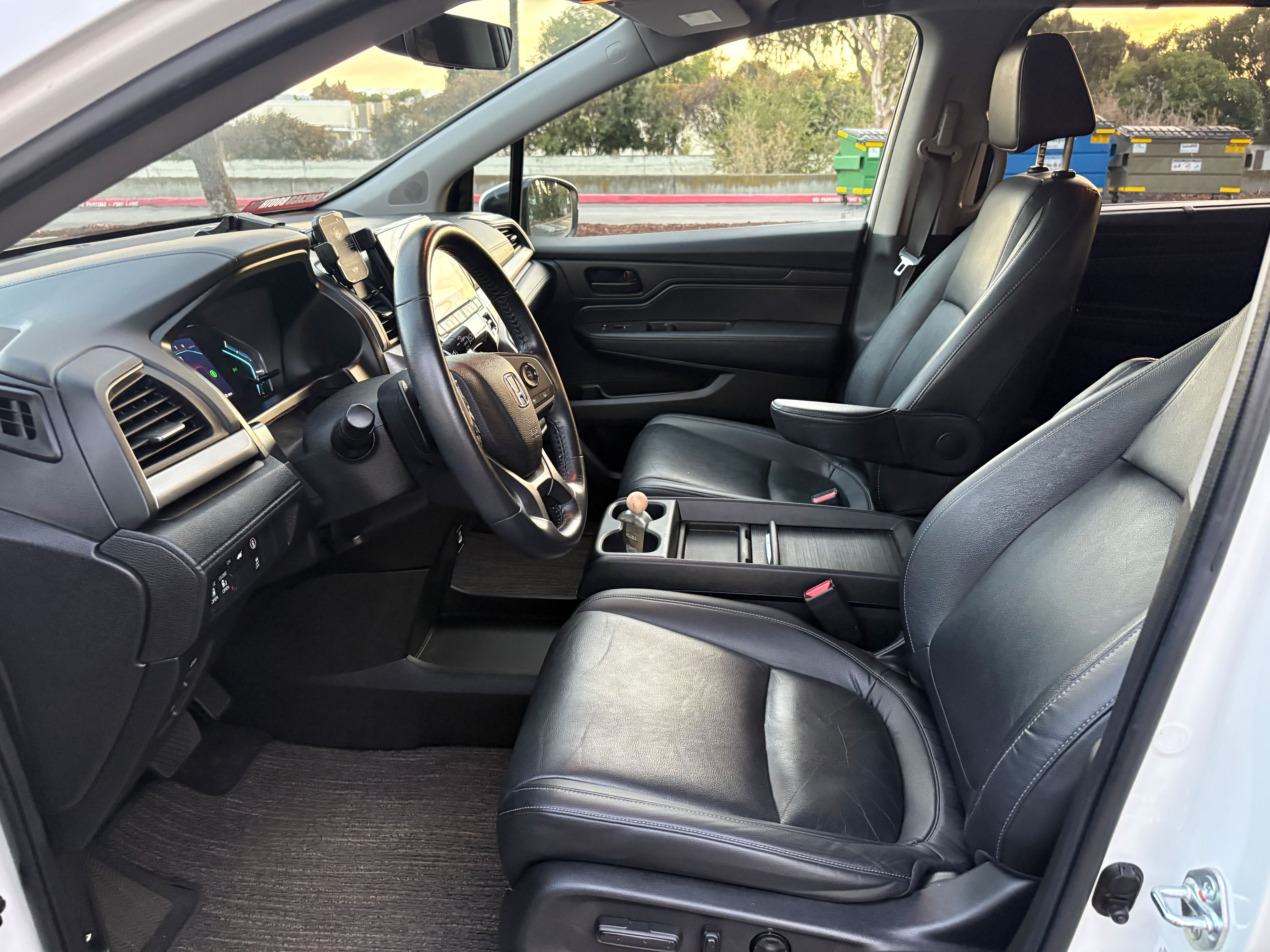 Used 2022 Honda Odyssey EX-L image 11
