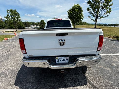 Used 2015 RAM 3500 Tradesman w/ Chrome Appearance Group RWD image 6