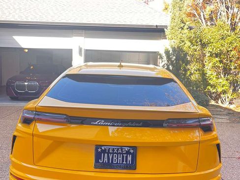 Used 2019 Lamborghini Urus image 9