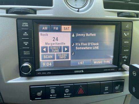 Used 2008 Chrysler Sebring Limited w/ Luxury Group image 24