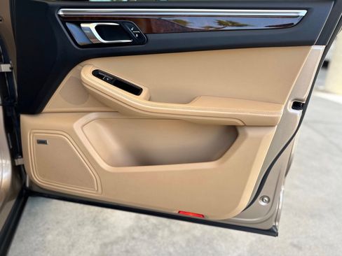 Used 2018 Porsche Macan Sport Edition image 18