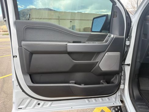 Used 2025 Ford F150 Lightning Lariat AWD/4WD image 17