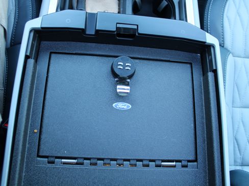 Used 2024 Ford F450 Limited w/ FX4 Off-Road Package image 22