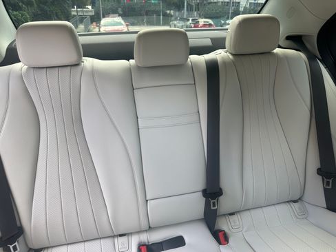 Used 2021 Mercedes-Benz E 350 4MATIC Sedan image 17