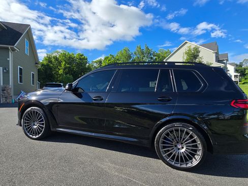 Used 2024 BMW ALPINA XB7 image 5