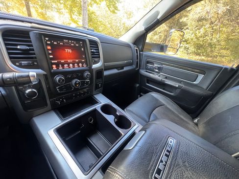 Used 2014 RAM 2500 Limited image 22