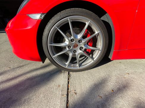 Used 2014 Porsche Boxster S image 21