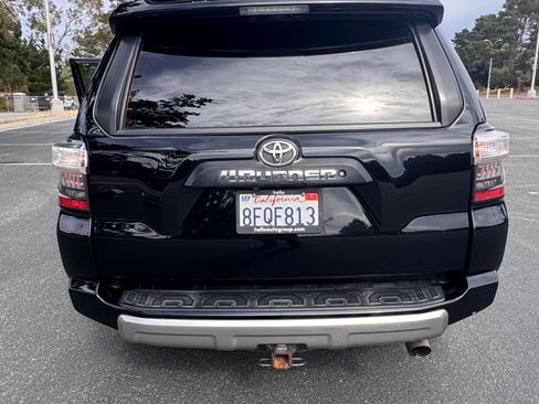 Used 2016 Toyota 4Runner Trail Premium AWD/4WD image 8