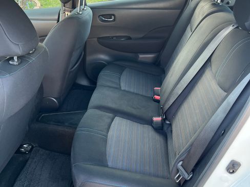 Used 2019 Nissan Leaf S w/ S Charge Package image 14