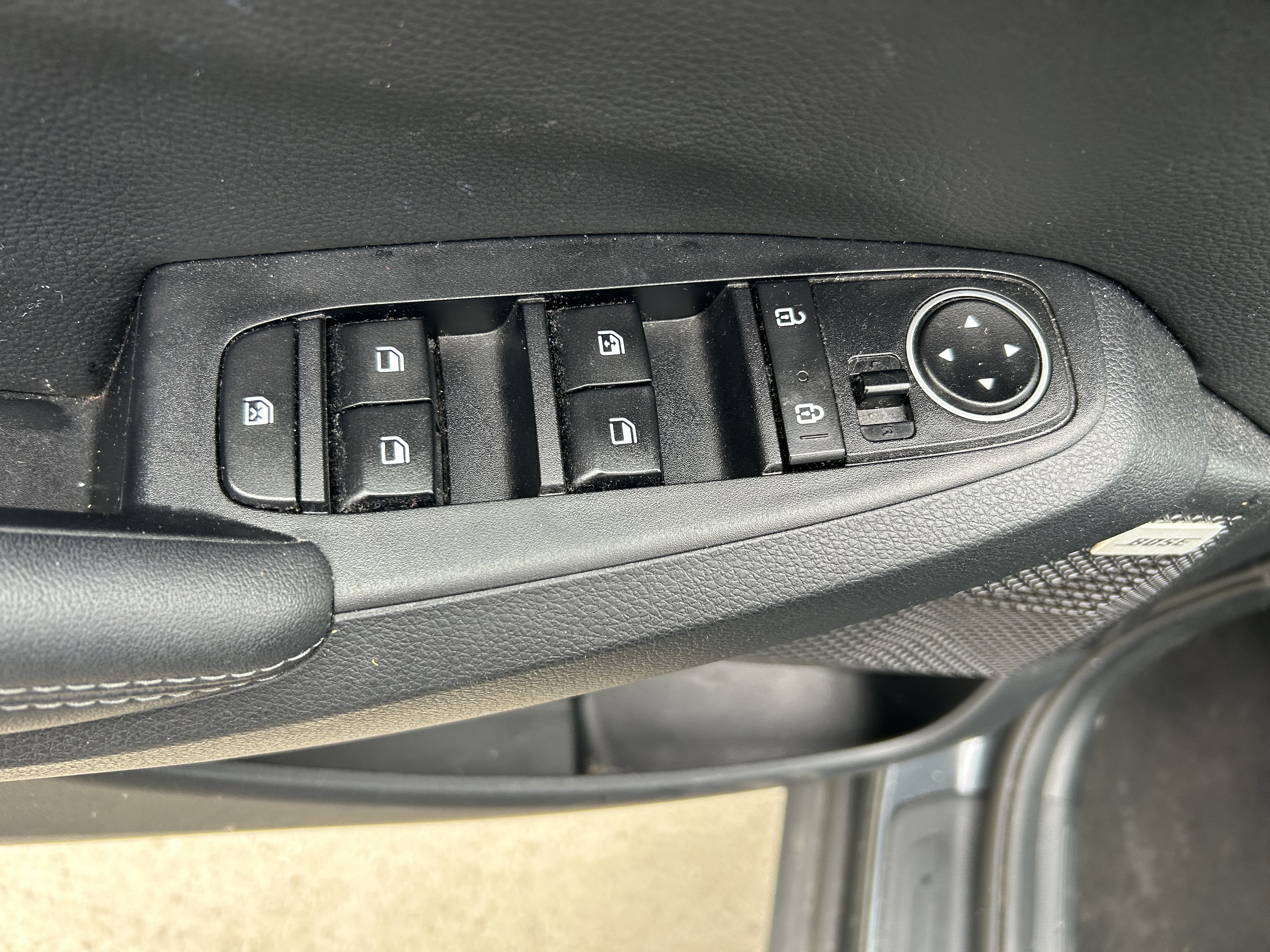 Used 2023 Kia Seltos SX w/ SX Sunroof Package AWD/4WD image 14