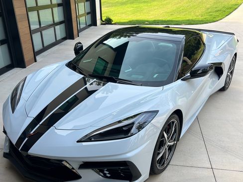 Used 2022 Chevrolet Corvette Stingray Preferred Conv w/ 2LT image 1